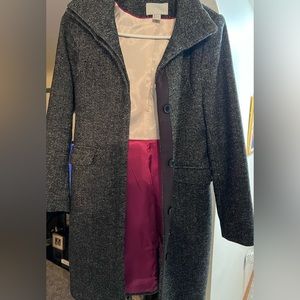 Beautiful women’s size 6 H&M winter peacoat